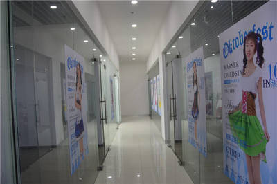 華納音悅童星夢工廠正式落戶阜陽，助力少兒藝術培訓發展